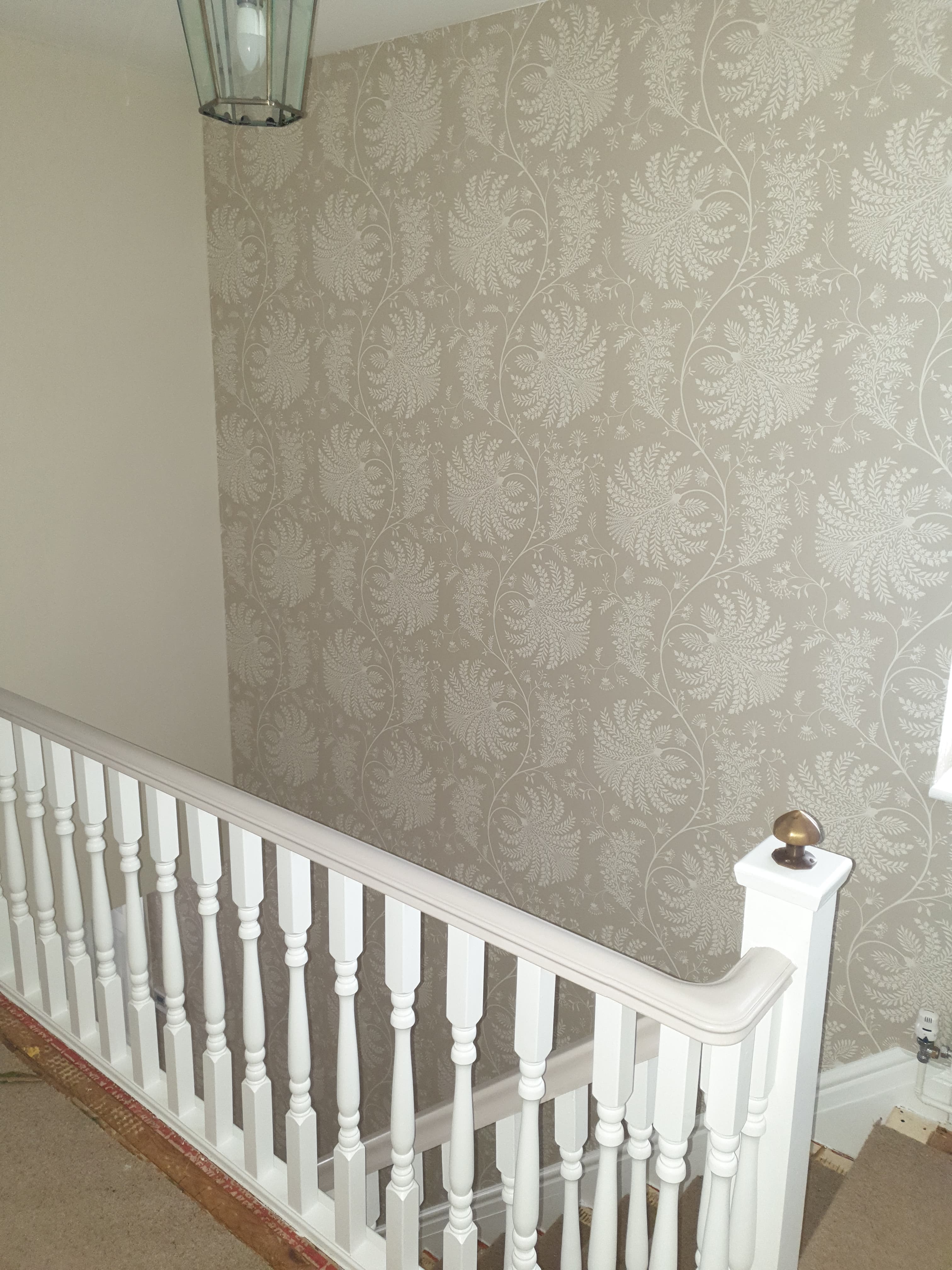 Wallpapering image