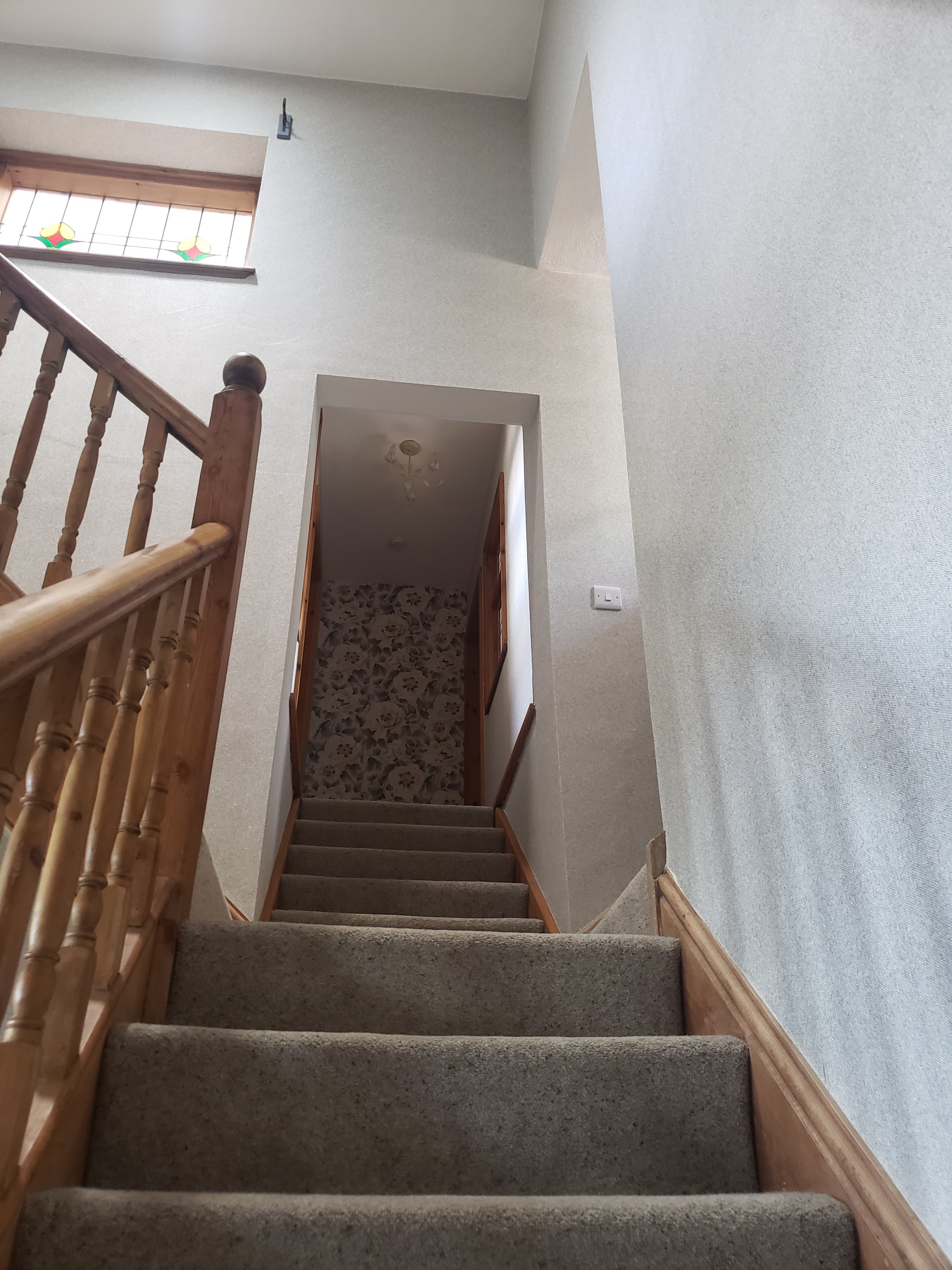 Wallpapering image