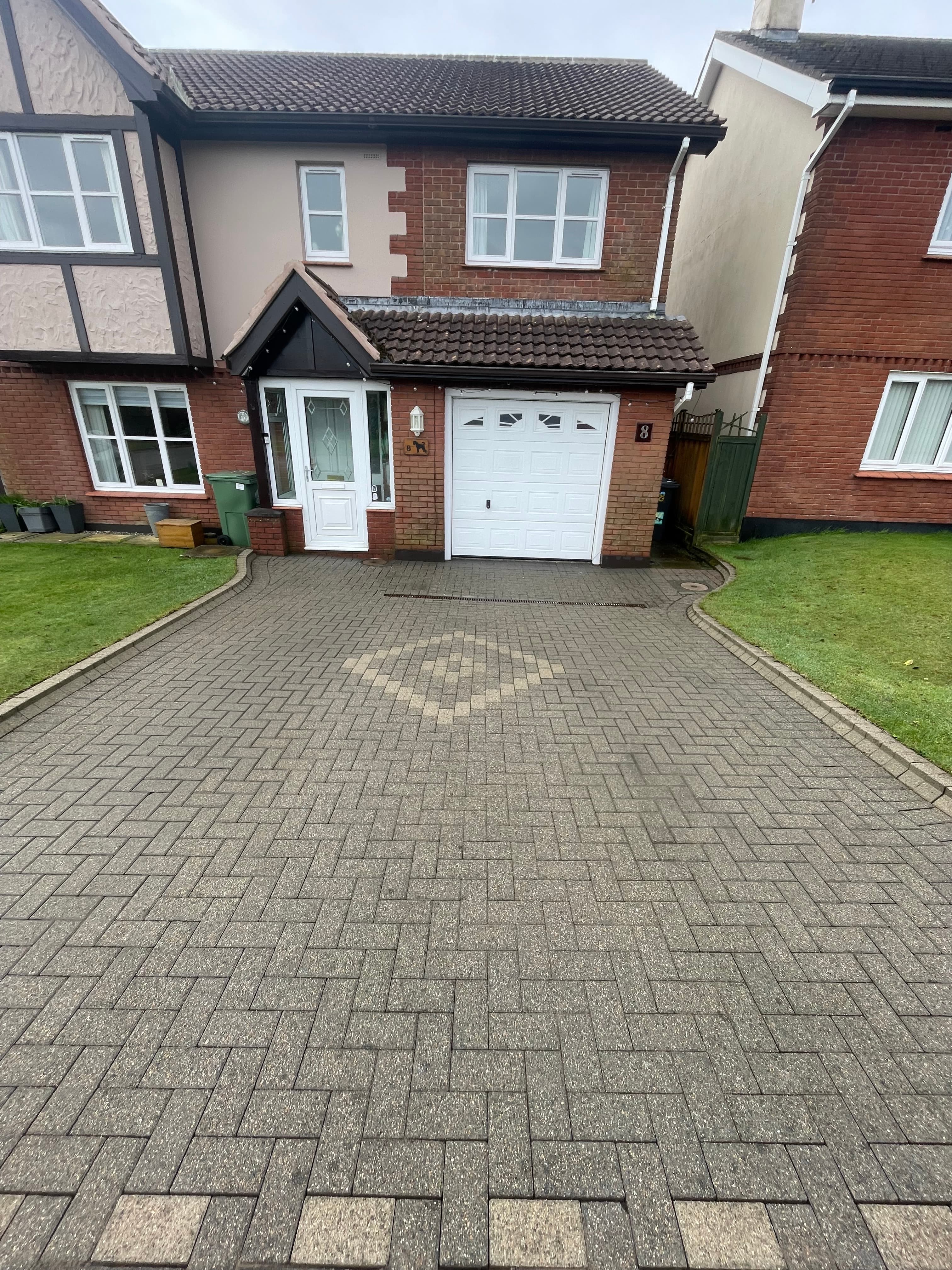 Driveway Cleans - Upkeep Exterior Cleaning project image